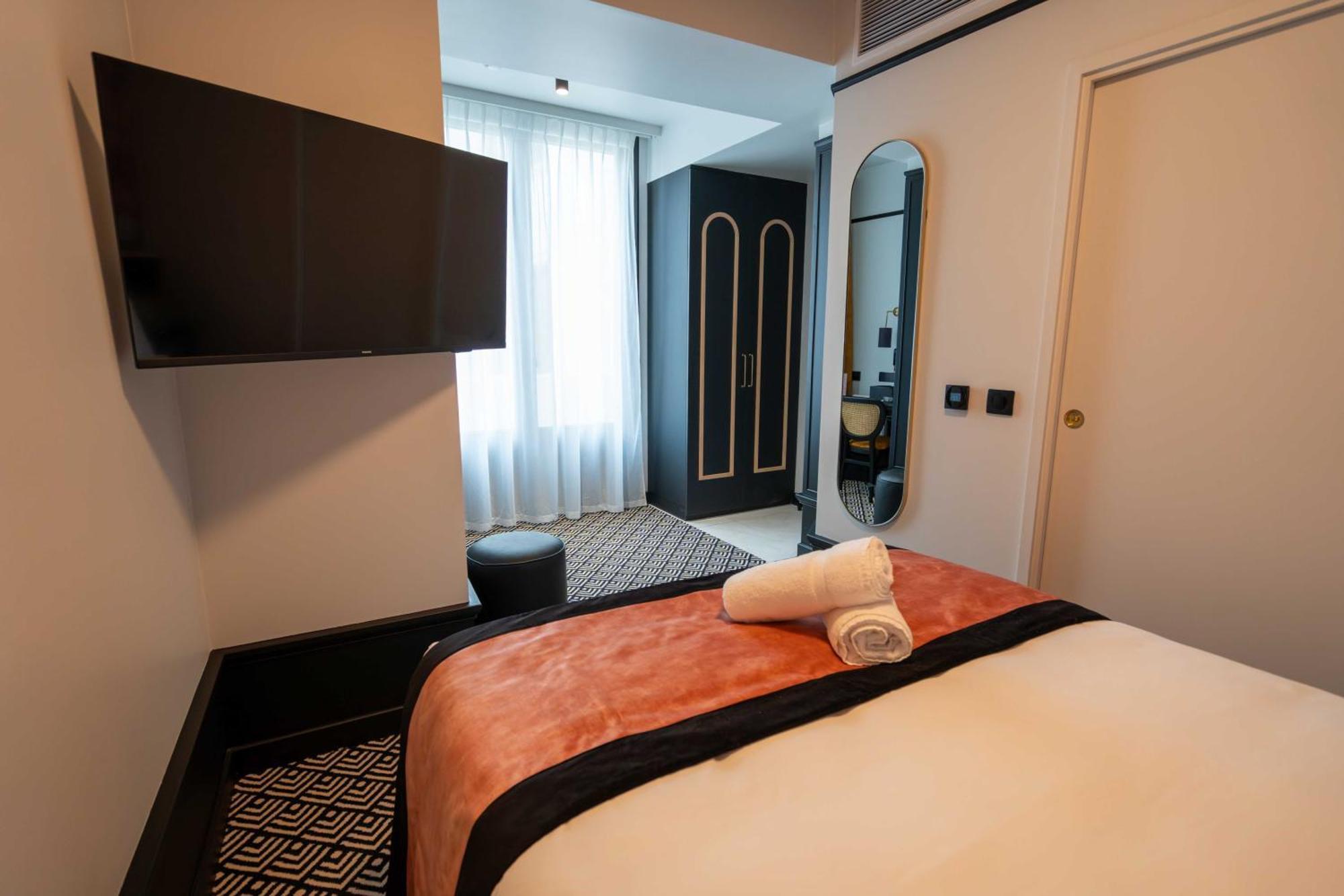 Hotel Et Restaurant Le Regina Le Puy-en-Velay Luaran gambar
